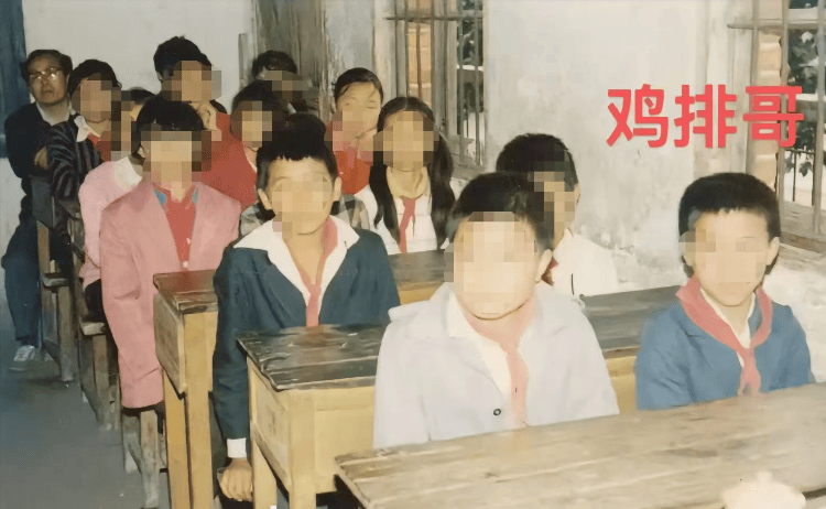 如何代理皇冠信用_“鸡排哥”童年课堂照片遭曝光如何代理皇冠信用，网友称其手里有5套房，回应来了