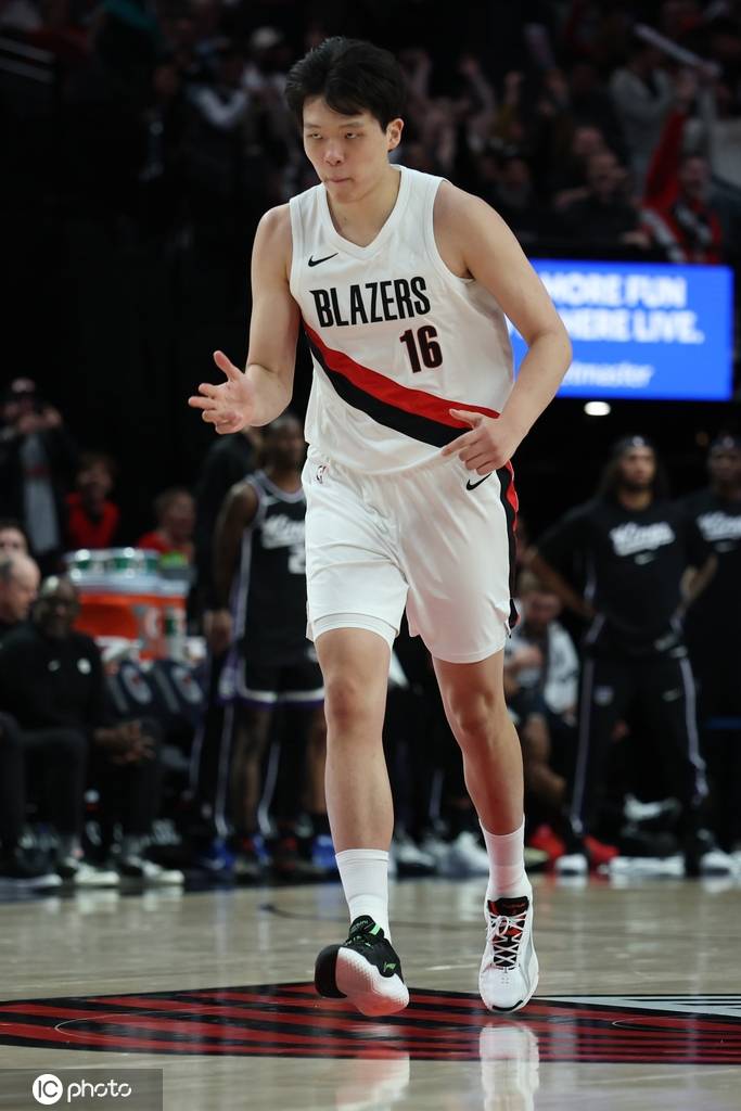 皇冠信用网平台开户
_队记：杨瀚森不如克林根 再不行就交易来个替补中锋