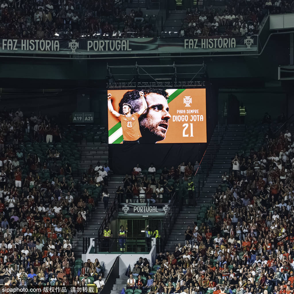 信用网皇冠申请注册
_世预赛-C罗中框+失点内维斯补时绝杀 葡萄牙1-0夺三连胜