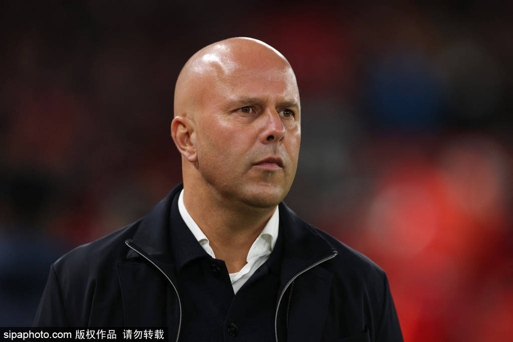 足球私人盘
_深度:斯洛特不狂不炸场 摇滚已死足球私人盘
!利物浦死于不愤怒