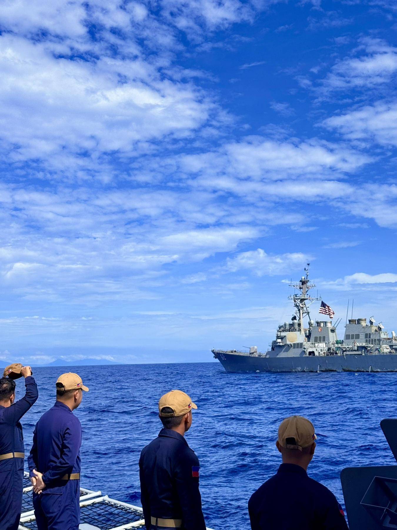 皇冠信用网怎么注册
_美军再度遭遇耻辱时刻:中国海军6艘战舰包围皇冠信用网怎么注册
,815舰插入南海演习