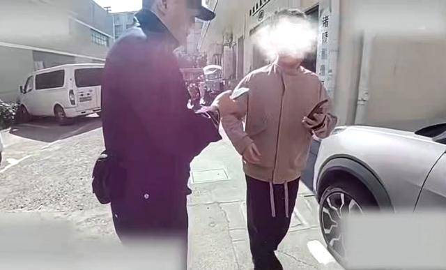 世界杯真钱开户
_赶紧退世界杯真钱开户
!全群都是“气氛组” 只有你一人在“投资”