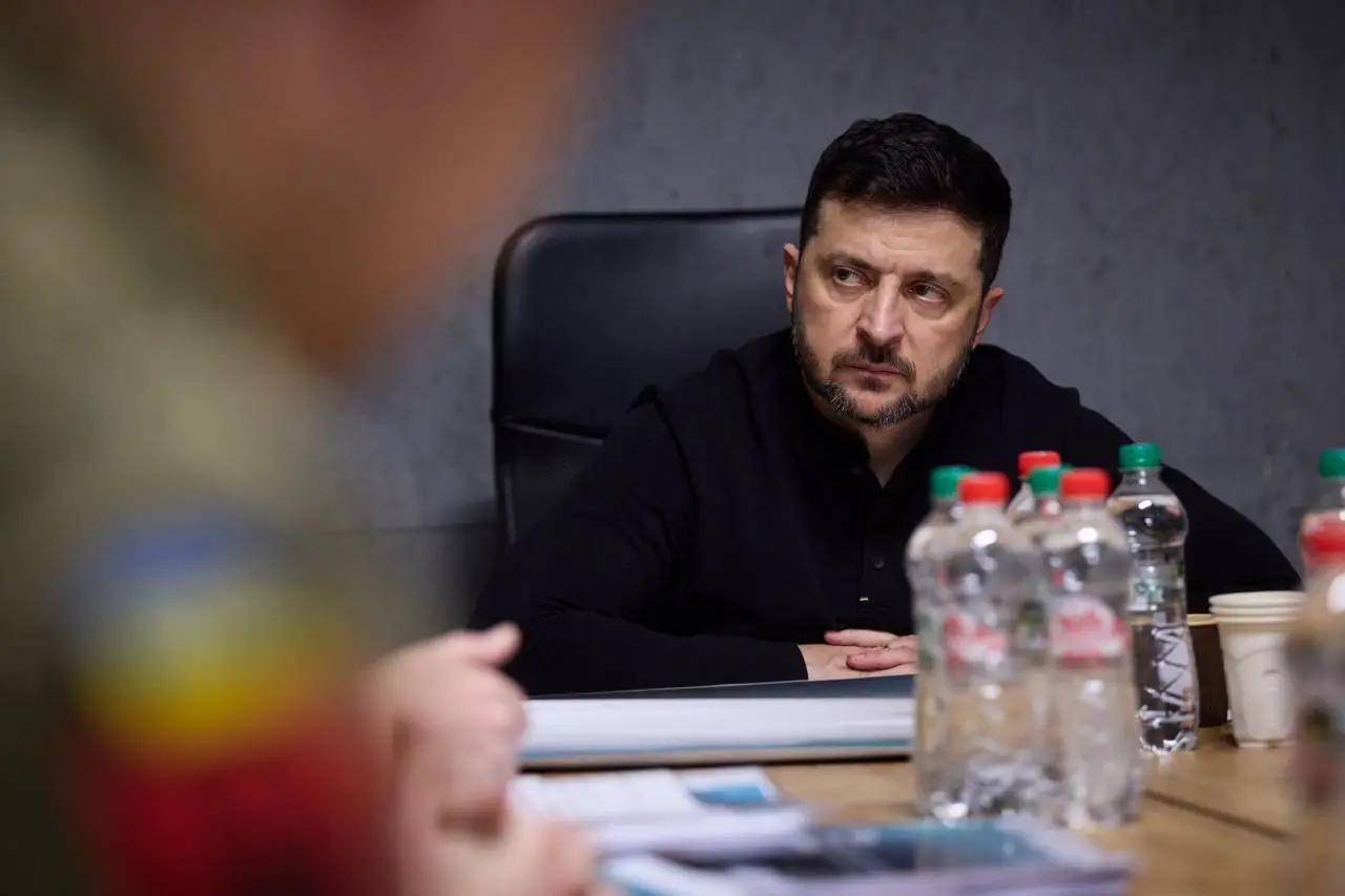 皇冠信用盘会员开户申请
_俄军夺取85%红军城皇冠信用盘会员开户申请
，泽连斯基大势已去，俄媒：又开始寻找替罪羊