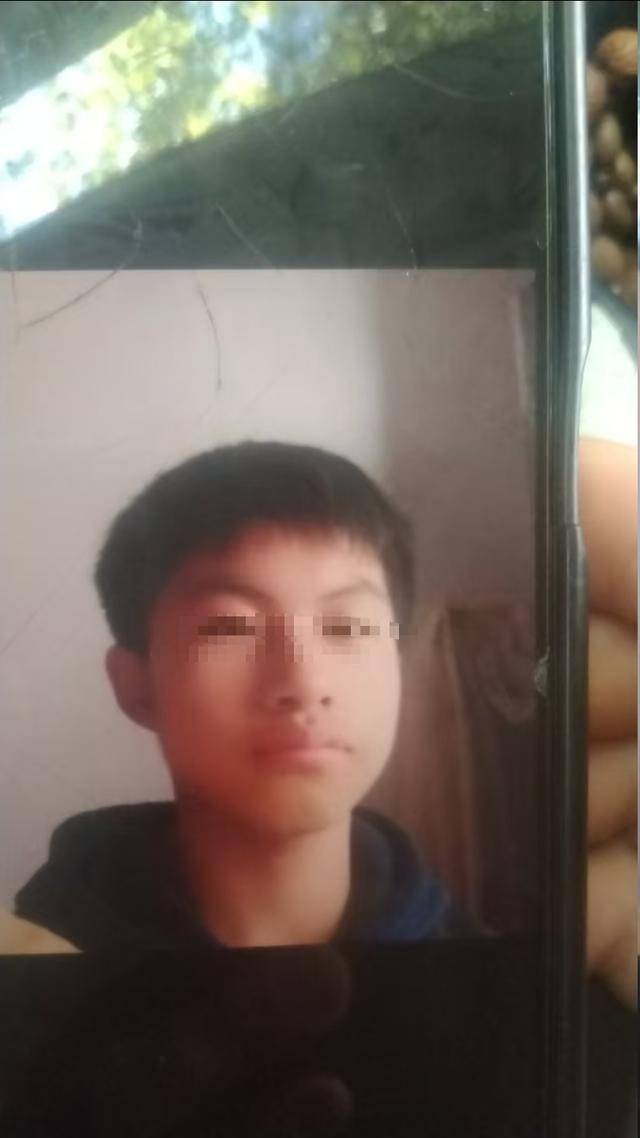 正版皇冠信用代理
_山西15岁少年被诱骗至柬埔寨？ 社交账号发来信息： 找三人来换他正版皇冠信用代理
，要么20万赎人