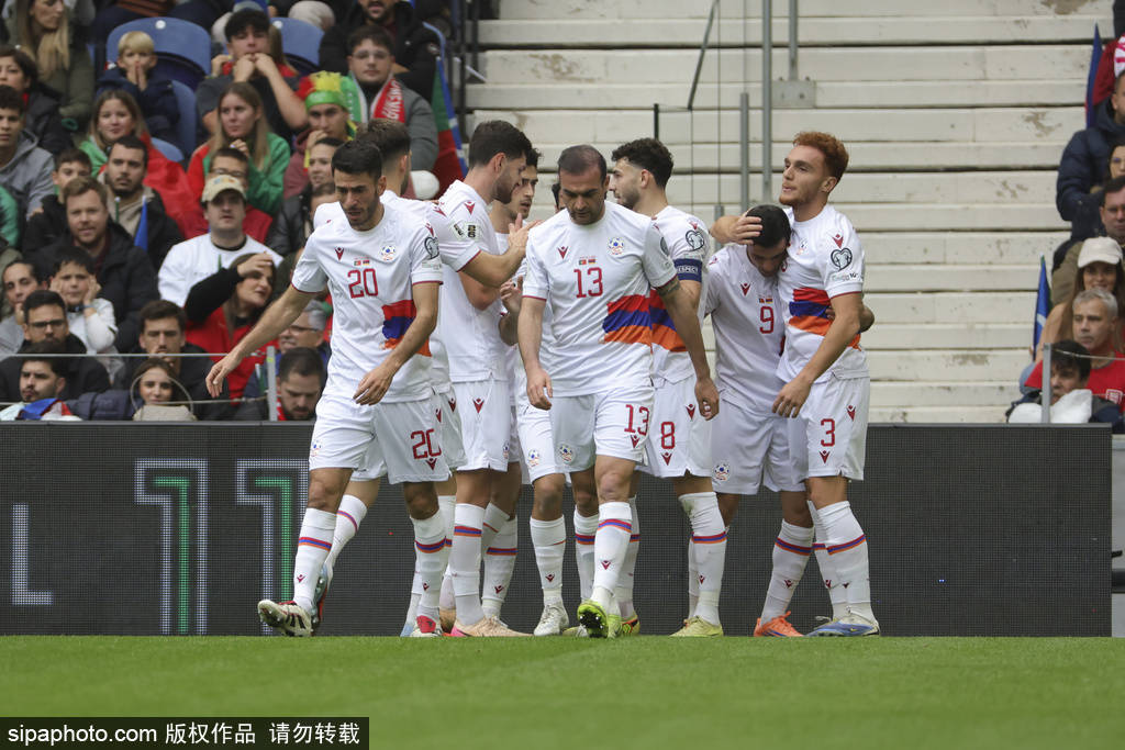 信用平台出租
_直通世界杯信用平台出租
!世预赛-C罗停赛B费戴帽 葡萄牙9-1亚美尼亚