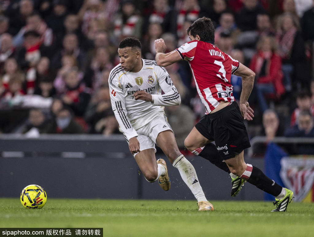 皇冠信用網账号
_皇马0-2塞尔塔:战术失误与红牌阴影下的较量分析