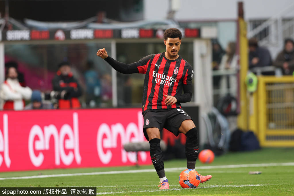 超新星vs里加_米兰锁定19岁新星西迪基·谢里夫：转会背后的战术解析与未来展望