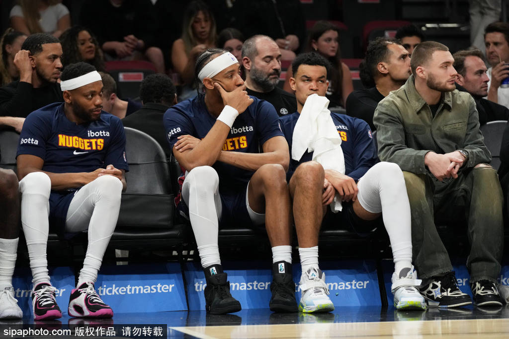 皇冠足球代理
_尼古拉·约基奇伤情更新:掘金核心球员对阵热火受伤后最新消息