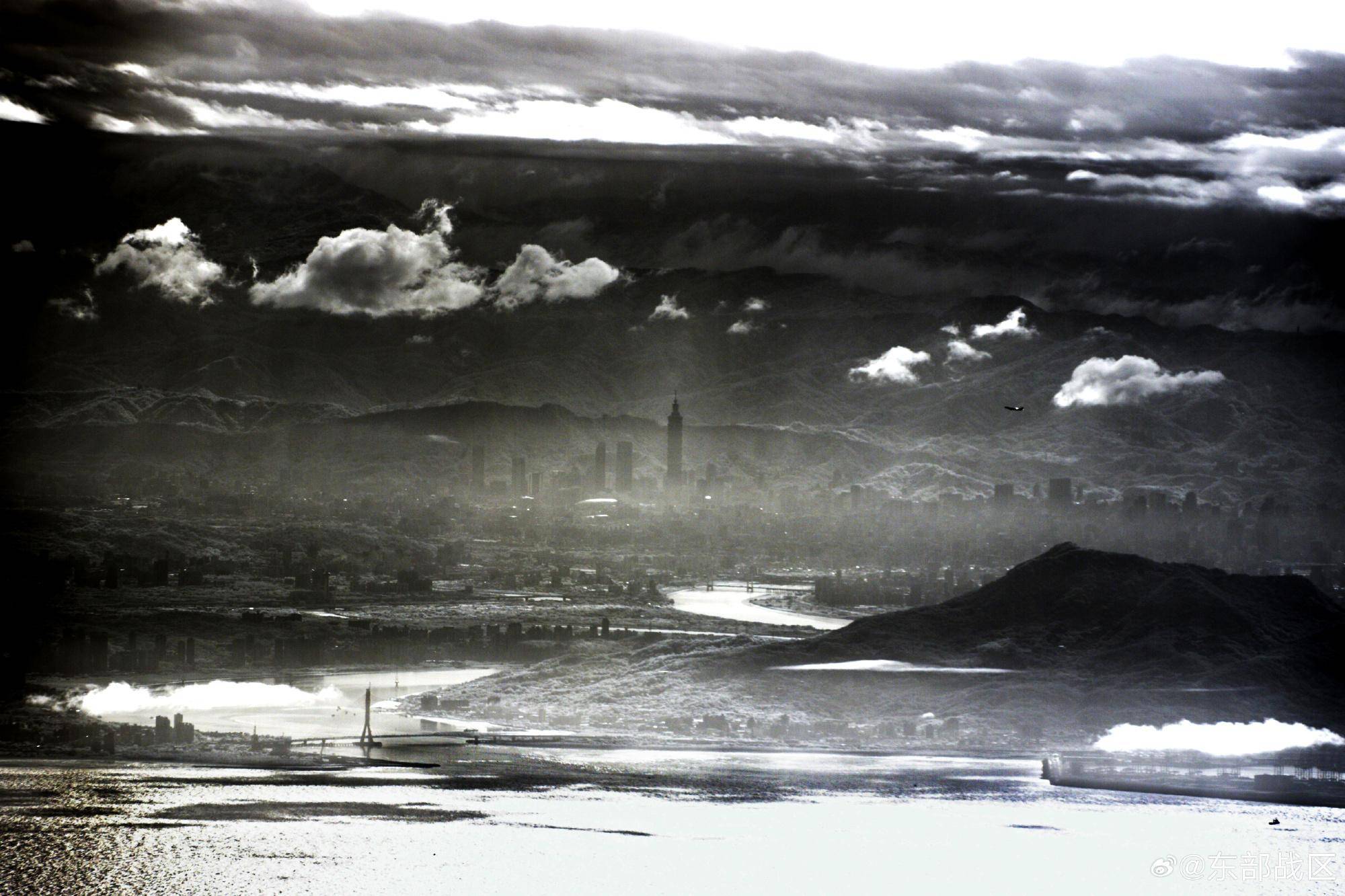 纽约城vs华盛顿特区联
_解放军无人机飞临淡水河口纽约城vs华盛顿特区联
,战时将监控台北,封住赖清德逃跑要道