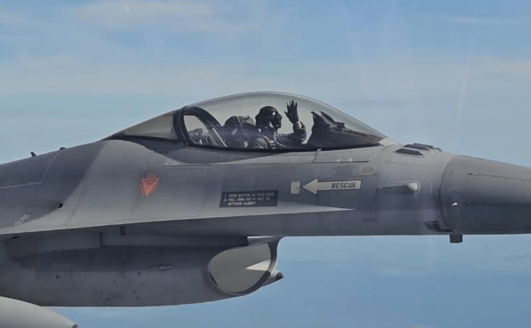 皇冠app
_斩首或活捉!卡德罗夫就等普京一声令下皇冠app
,乌军已最高戒备,基辅高官惶惶不安