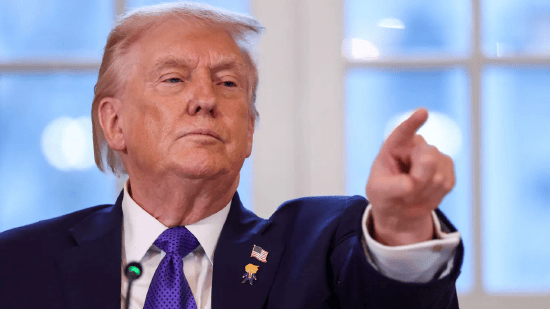 新2登录网址
_特朗普:任何与伊朗有商业往来的国家将面临美国25%的关税