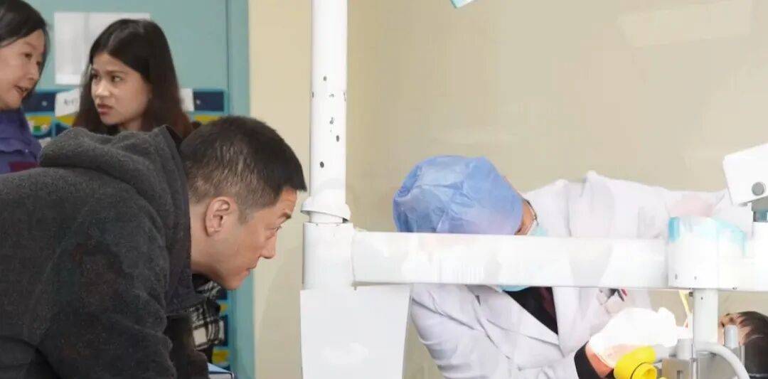 皇冠信用网出租_“给李亚鹏捐款”突然火了！众多网友涌入皇冠信用网出租，捐款已超1400万元