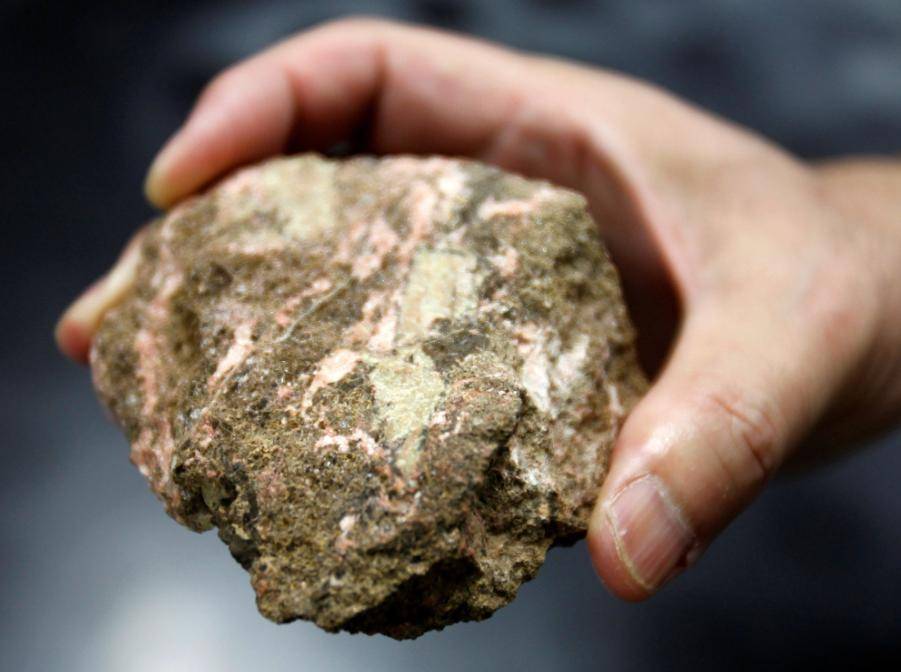 皇冠信用網額度_行程有变皇冠信用網額度，特朗普不去APEC峰会？中方一纸禁令生效，美国作茧自缚