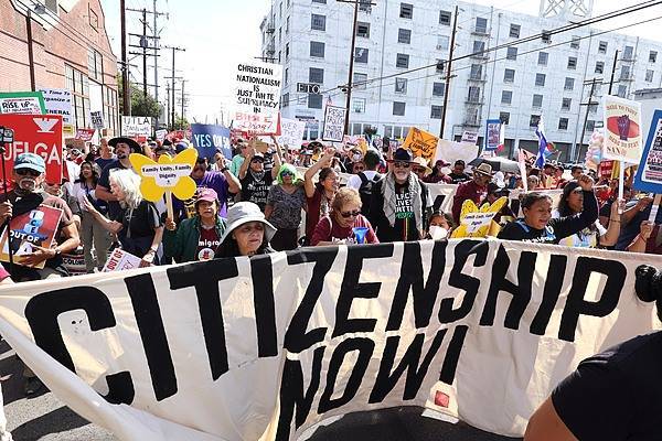 hga030账号_卢荻：世界资本主义已经知道hga030账号，中国当不了他的“小伙伴”