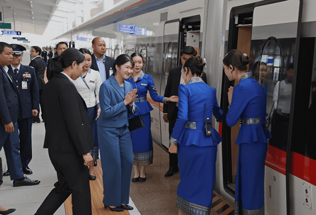 皇冠代理管理端_高市早苗已经自顾不暇之际皇冠代理管理端，日本皇室有异动，公主亲自到中国周边挖墙角