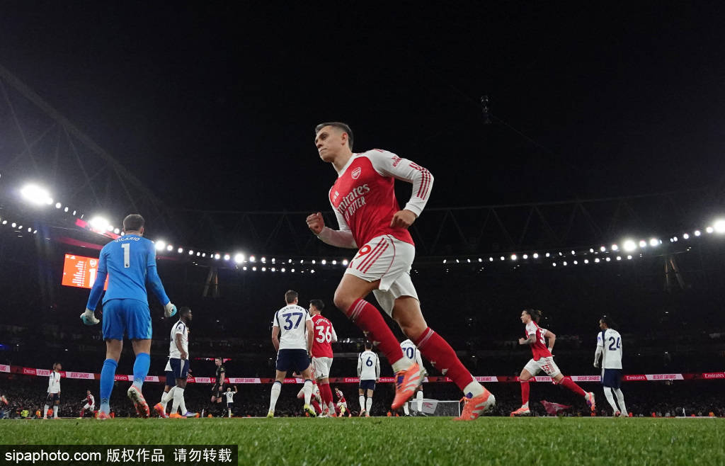 犹他爵士 vs 体斯顿火箭_特罗萨德领跑阿森纳！4球3助攻展现绝佳状态犹他爵士 vs 体斯顿火箭，英超赛季最佳表现分析