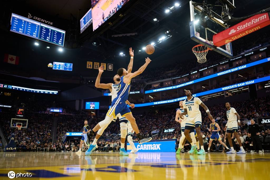 皇冠信用网注册
_库里复出39分爱德华兹伤停 勇士惜败残阵森林狼