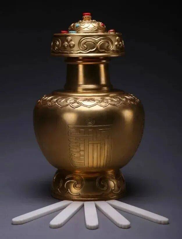 足球外盘在哪里可以买
_最新力证足球外盘在哪里可以买
!西藏“活佛转世”的最高决定权在中央政府