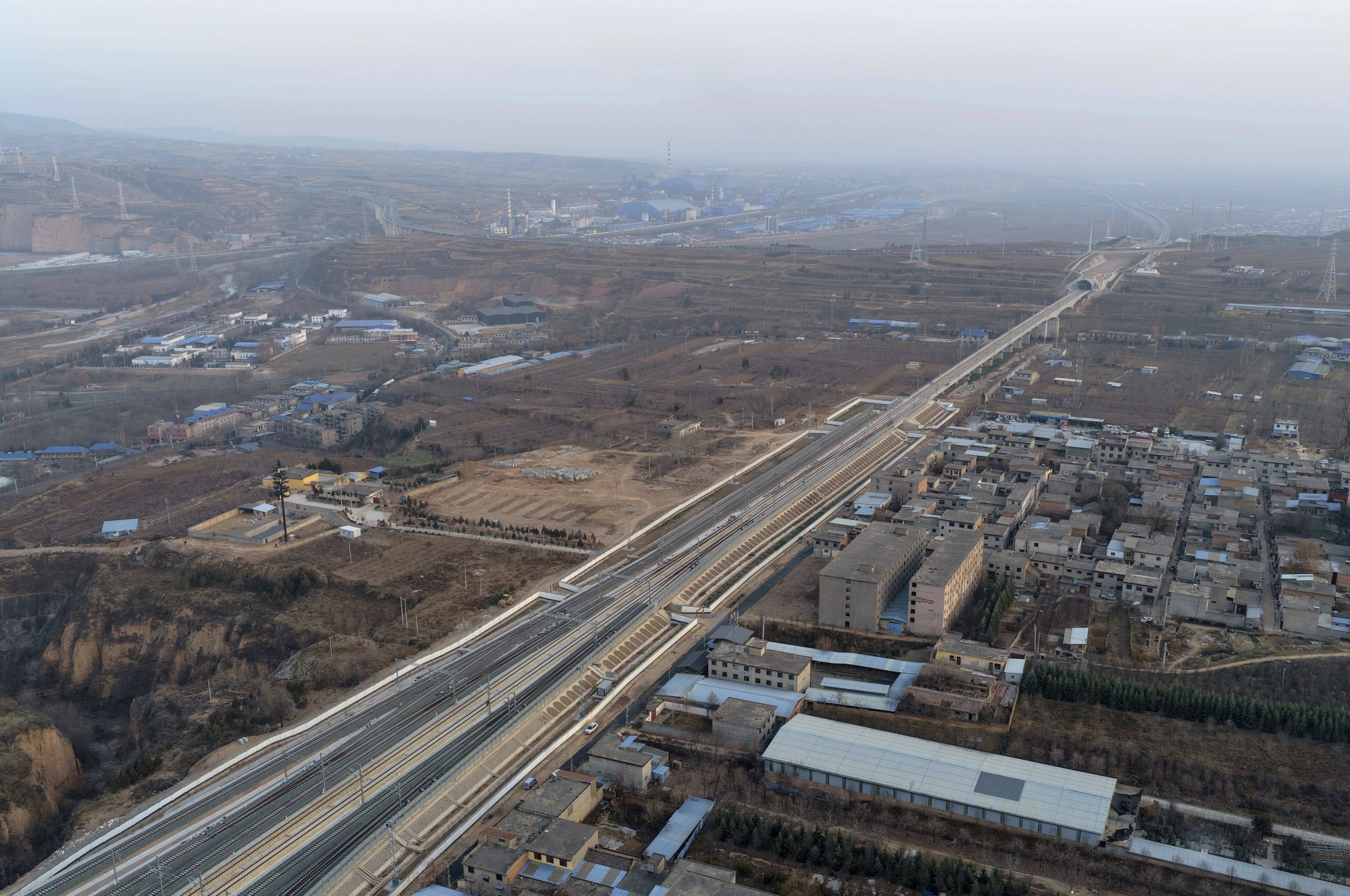 伯恩茅斯vs布莱顿_西安至延安高铁12月26日开通运营