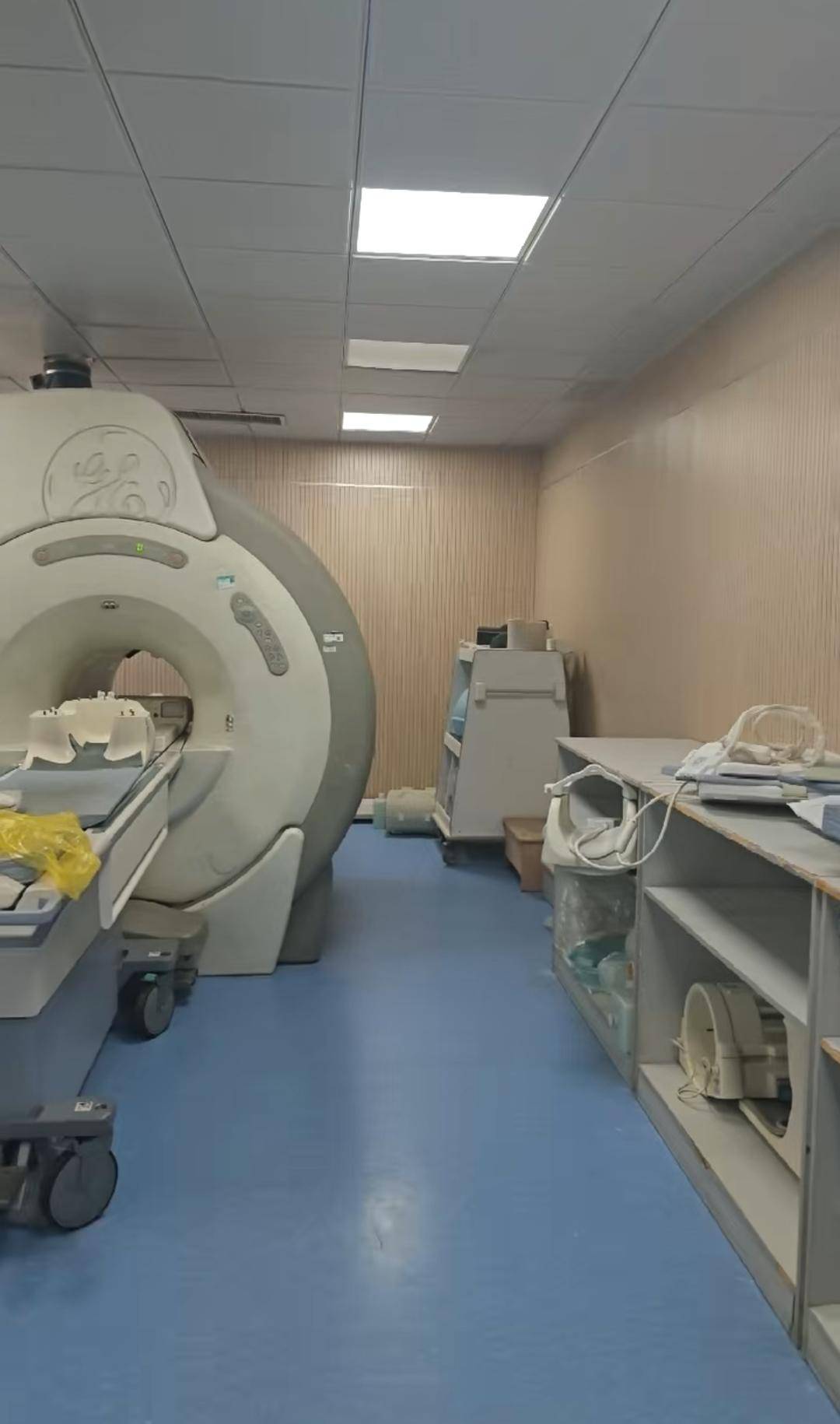 皇冠信用登2代理_武汉男子做核磁被“绑”机器一整晚 涉事医生：交接失误皇冠信用登2代理，已被停职