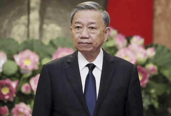 皇冠信用网会员开户_局势恶化！中方接到消息皇冠信用网会员开户，日本专机将飞越南，高市早苗对华摊牌了