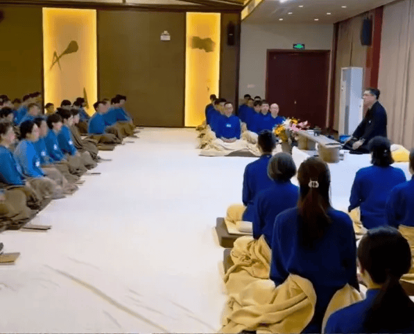 皇冠每周结算
_家长花6万换来孩子遭殴打;女大学生被拖行踢踹……乱象屡屡发生皇冠每周结算
,要严肃应对“如是书院”们