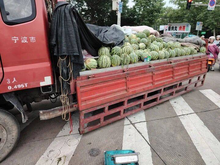 波兰超级联赛
_宁波夜市西瓜砸人事件已调解成功波兰超级联赛
,男子赔偿近7万元 摊主父亲:佩服儿子能忍住不还手,其实他平时脾气暴躁